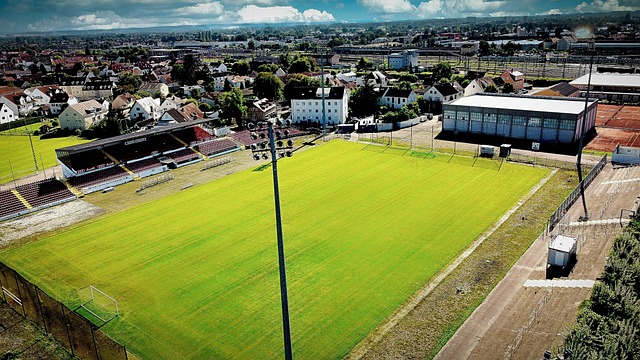 直播吧：北控中锋沈梓捷仍无法正常行走 回京后进行伤情检查.